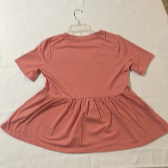 ZURIFFE Solid Babydoll Tee V Neck Short Sleeve New no Tag Size Medium - Picture 8 of 9